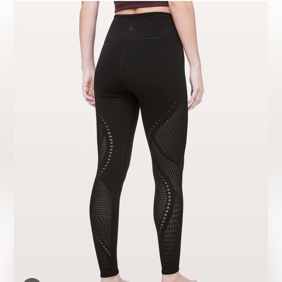 Lululemon reveal leggings size 6 - Picture 1 of 5